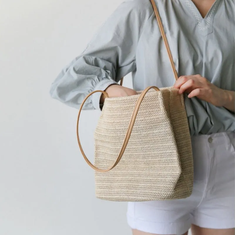 2020 New Summer Straw Bag For Women Holiday Casual Handbag Weaving Beach Bucket Shoulder Bags South