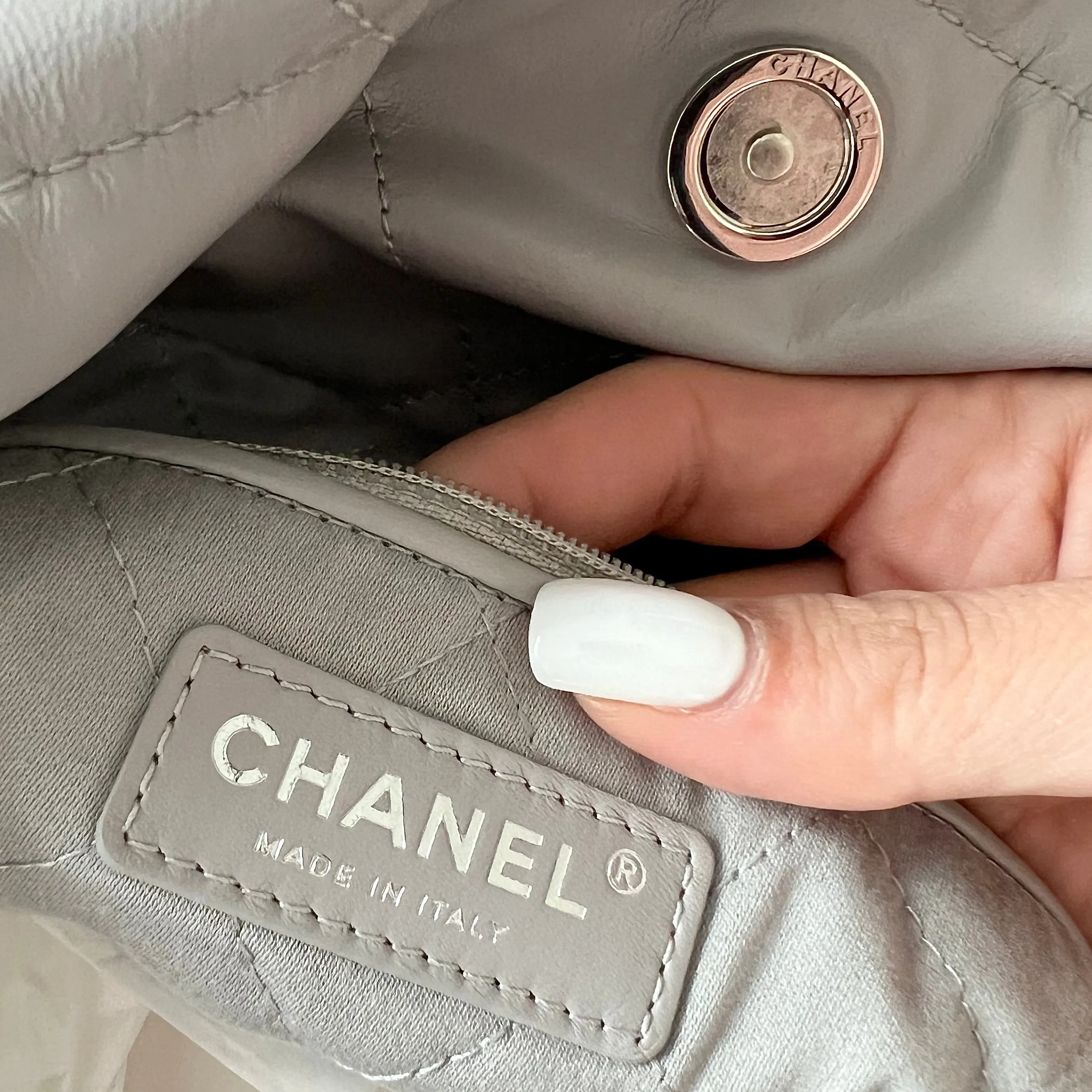 Chanel 22 Bag