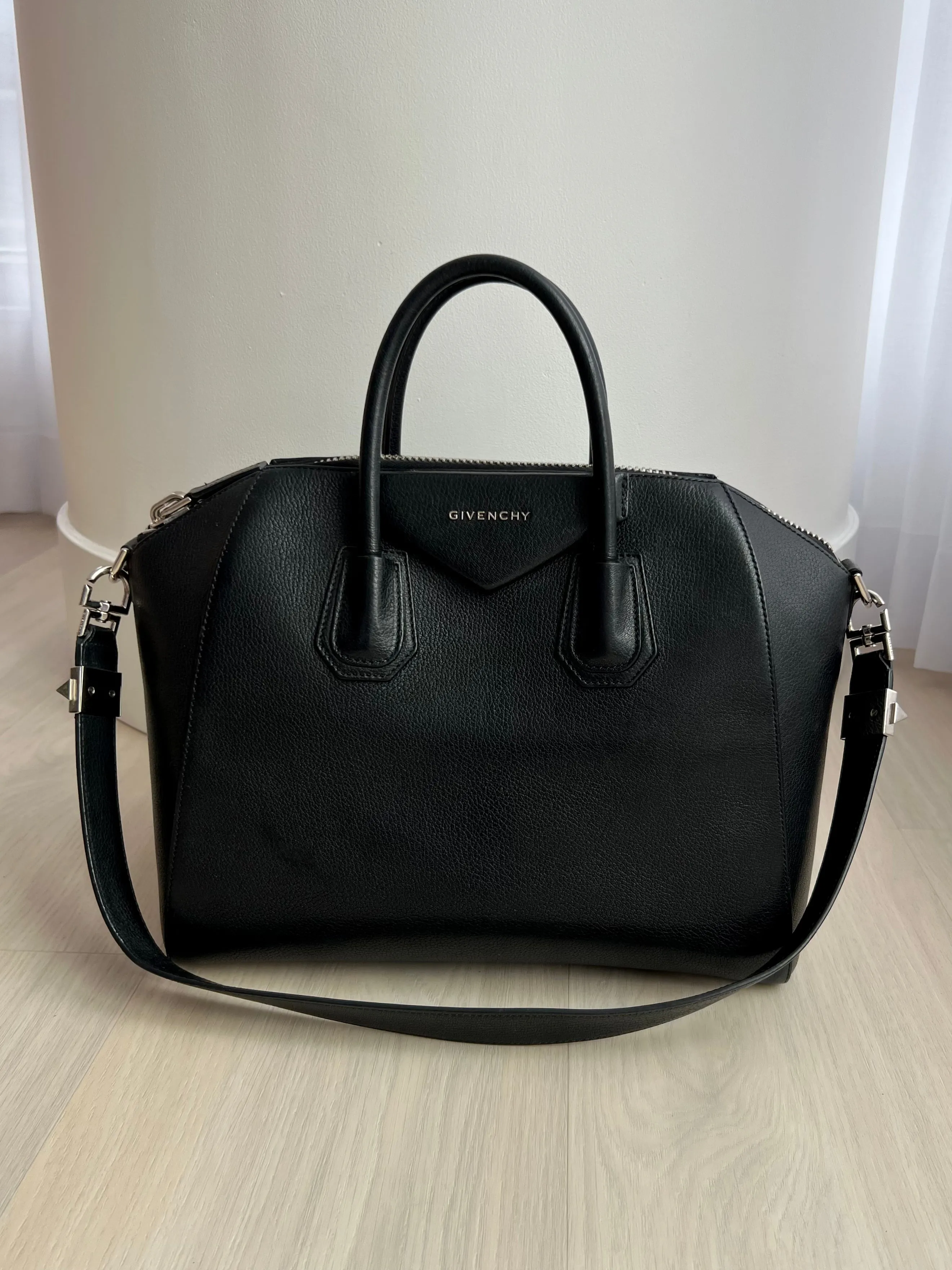 Givenchy Antigona Bag