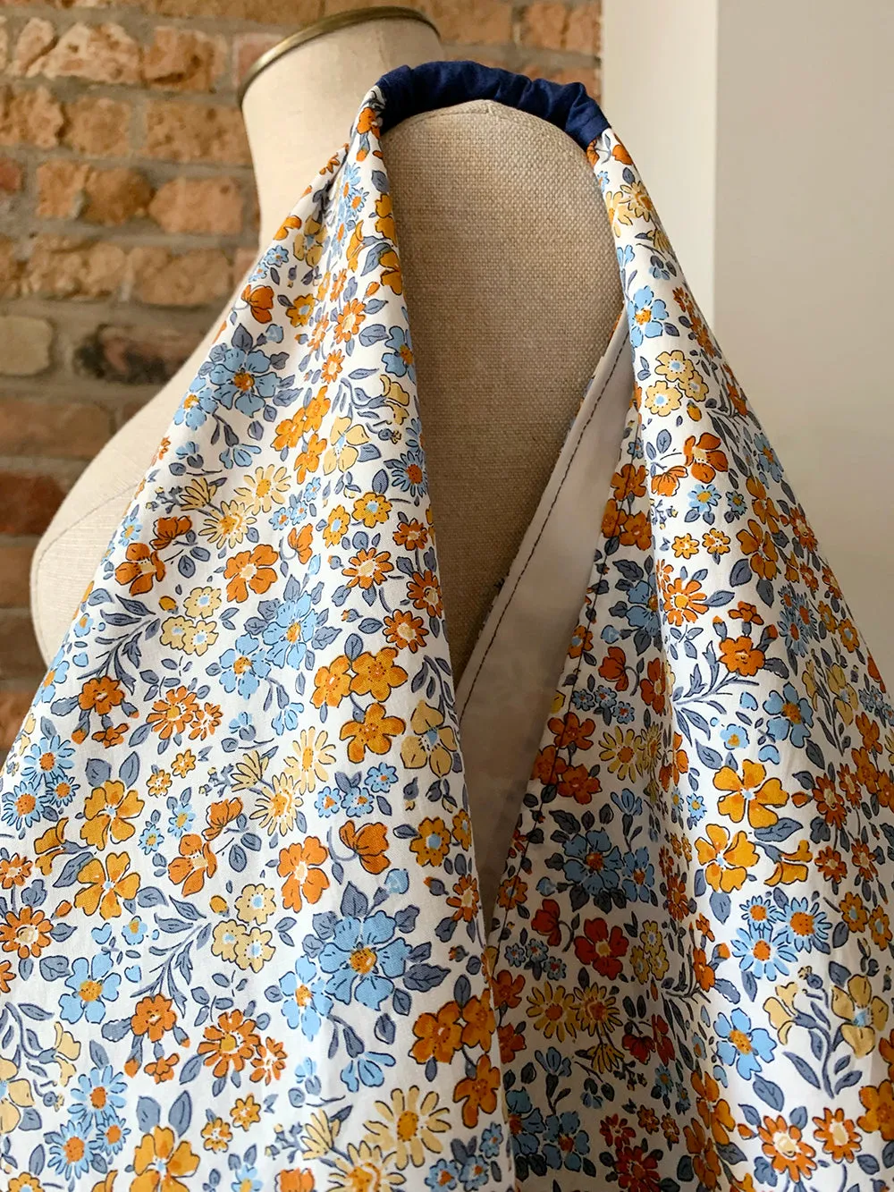 *Handmade* Origami bag | Market bag | Floral (Navy Blue)