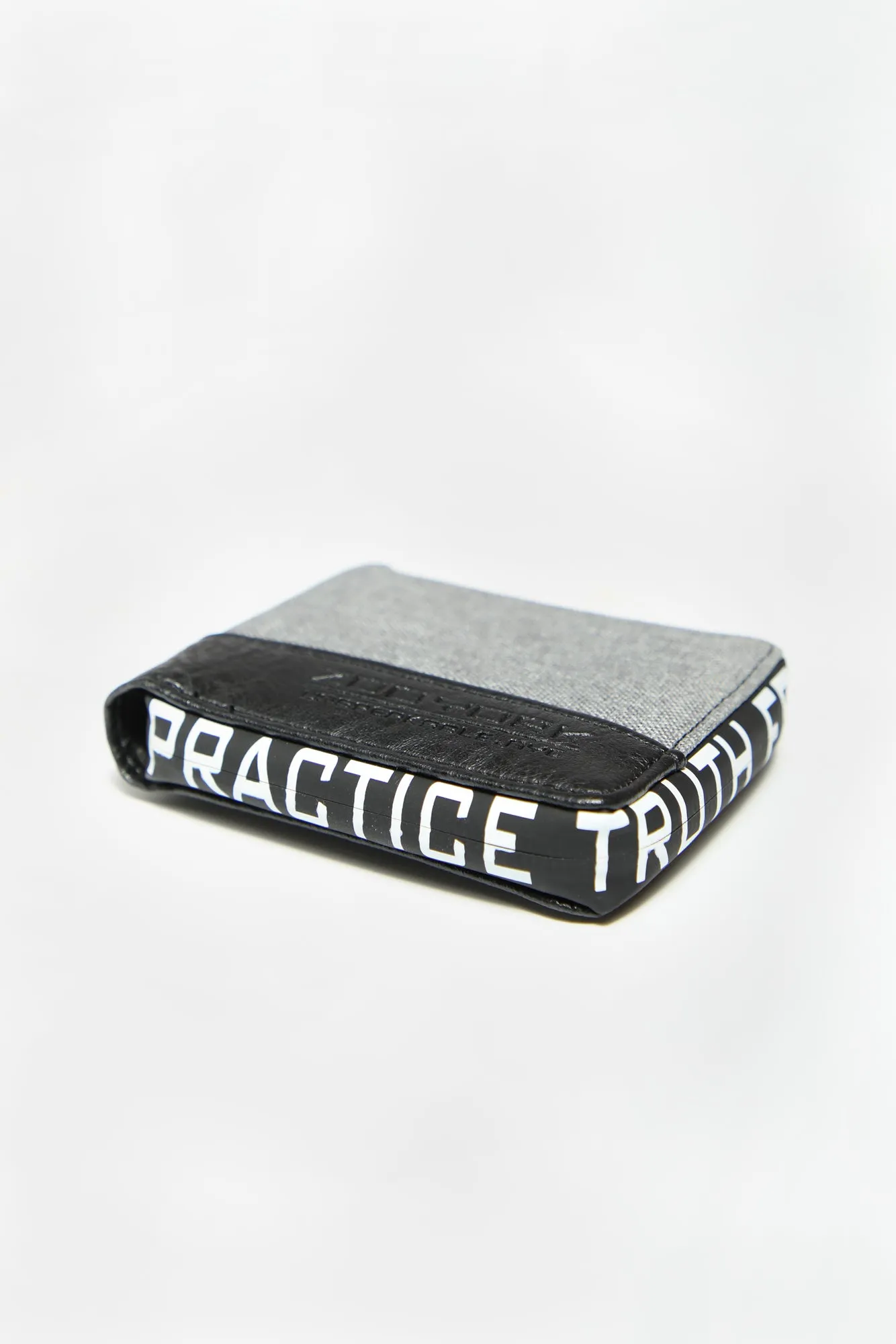 Zoo York Practice Truth Wallet